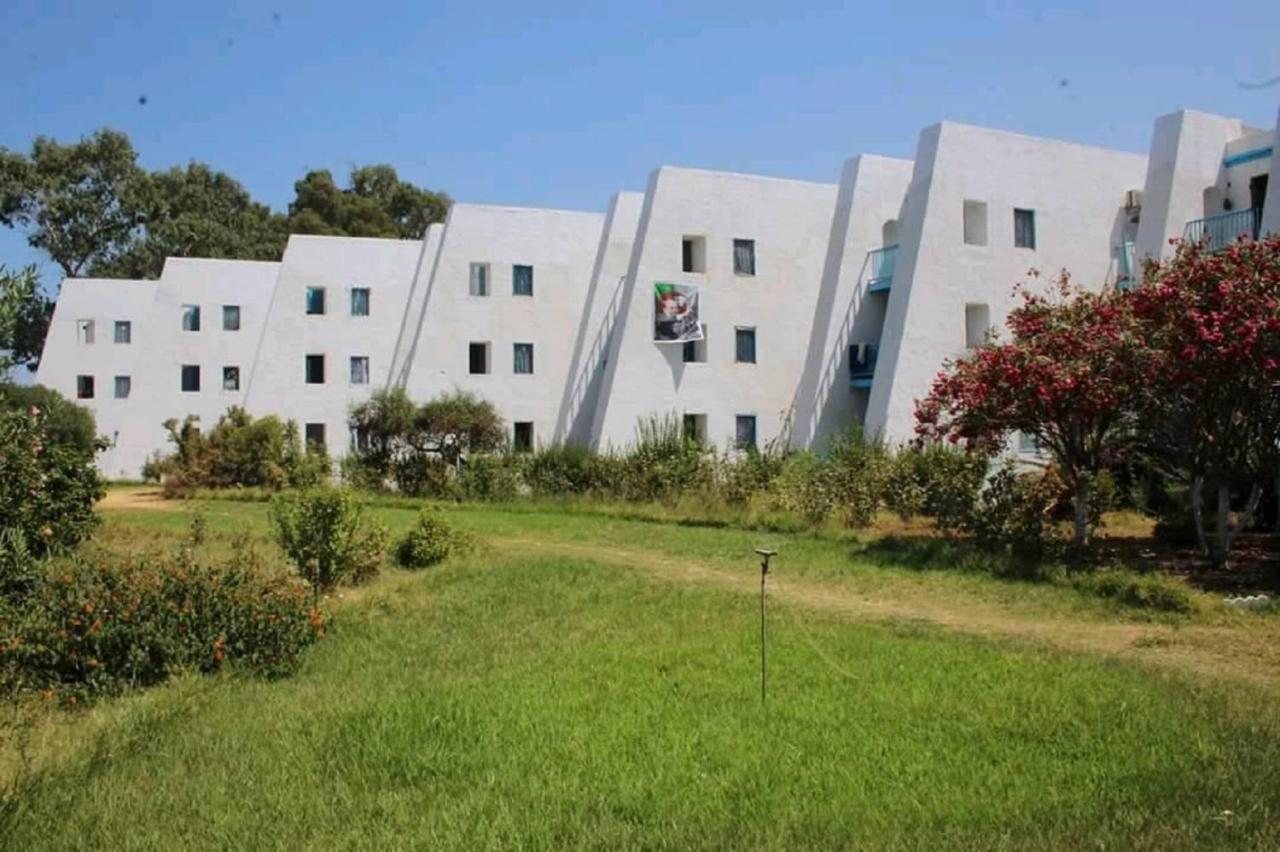 Hotel Chelia Μπάτνα Εξωτερικό φωτογραφία