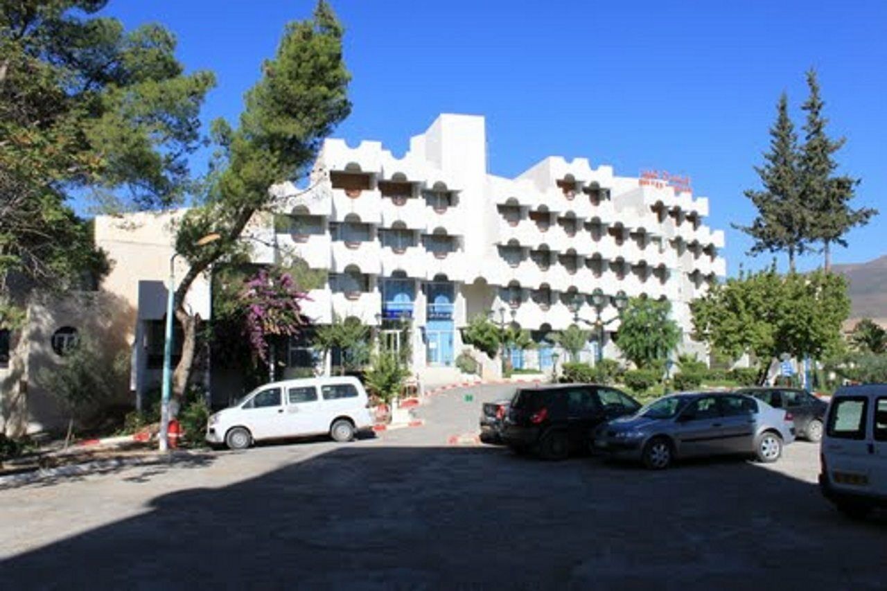 Hotel Chelia Μπάτνα Εξωτερικό φωτογραφία